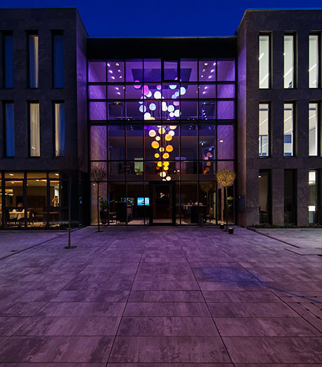 Beleuchtetes Foyer im Eislinger Tor