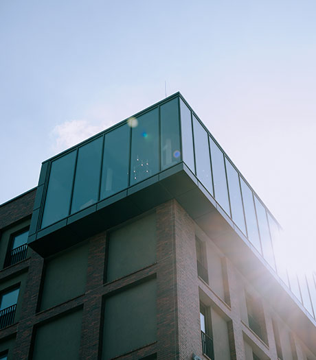 Außenaufnahme der Skybar im Hotel Loom in Eislingen